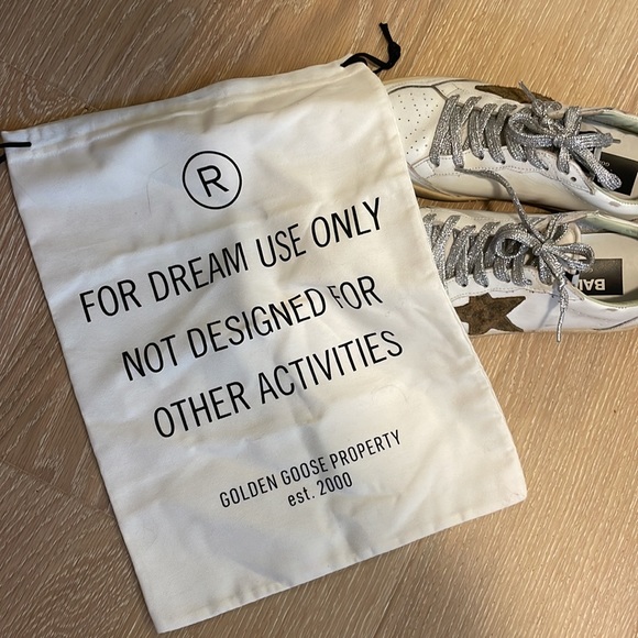 Golden Goose Ball-Star w/ Dust Bag - Picture 9 of 10